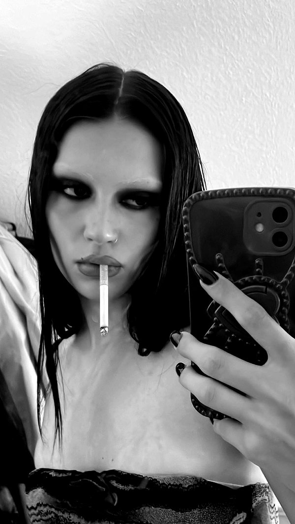 karolinaawasik archive image