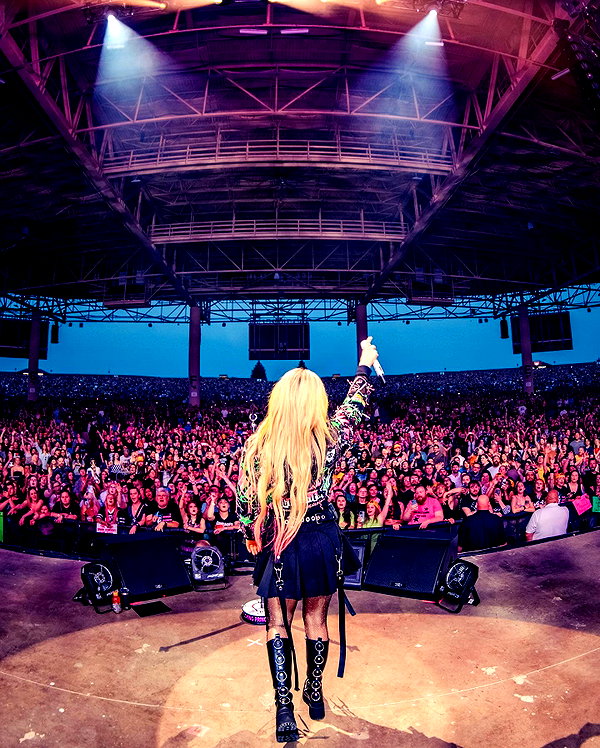 avrillavigne instagram image archive image