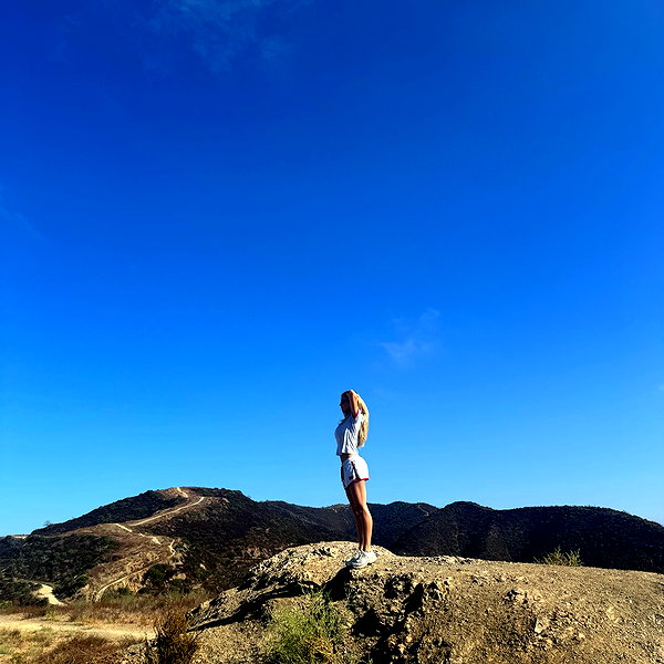 sydney_sweeney instagram image archive image