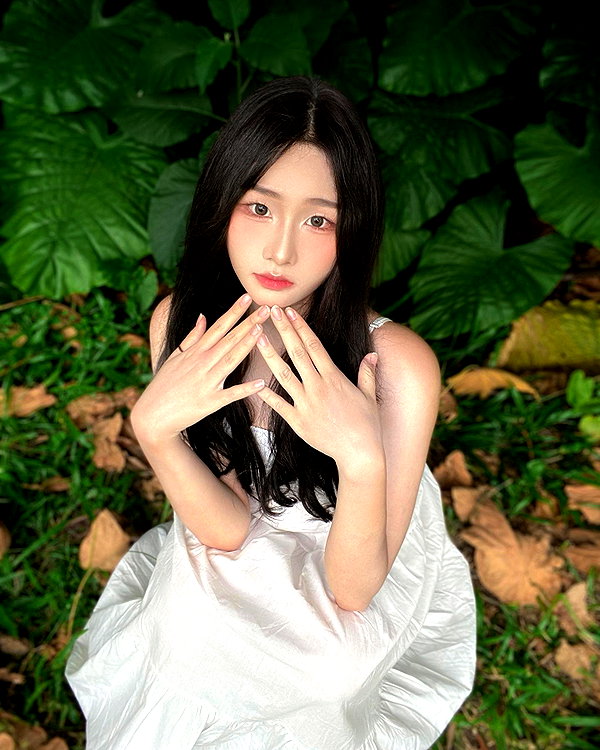 lai_931201 instagram image archive image