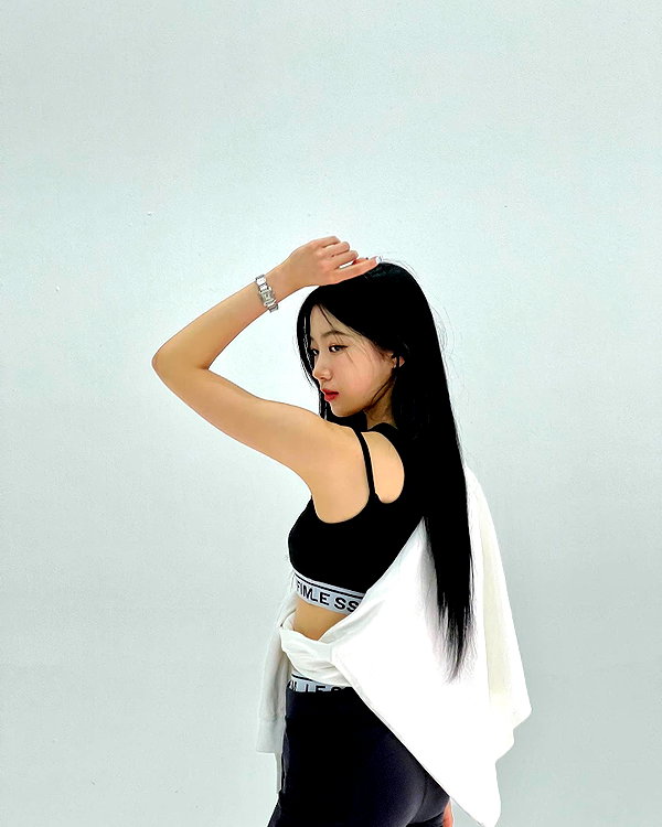zuhazana instagram image archive image