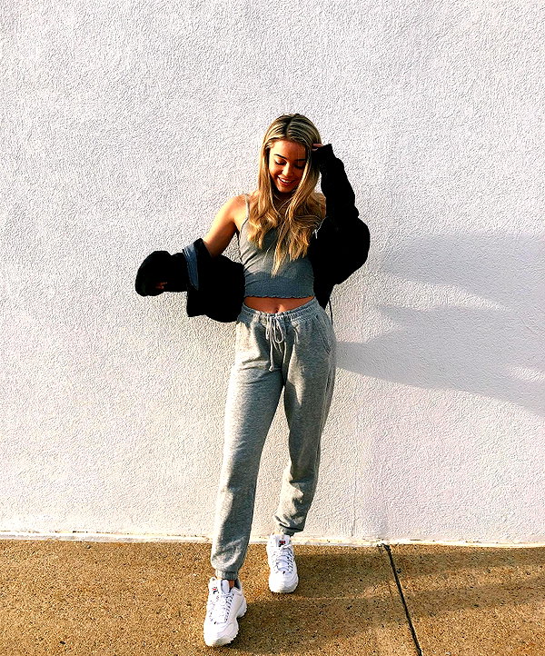 livvydunne instagram image archive image