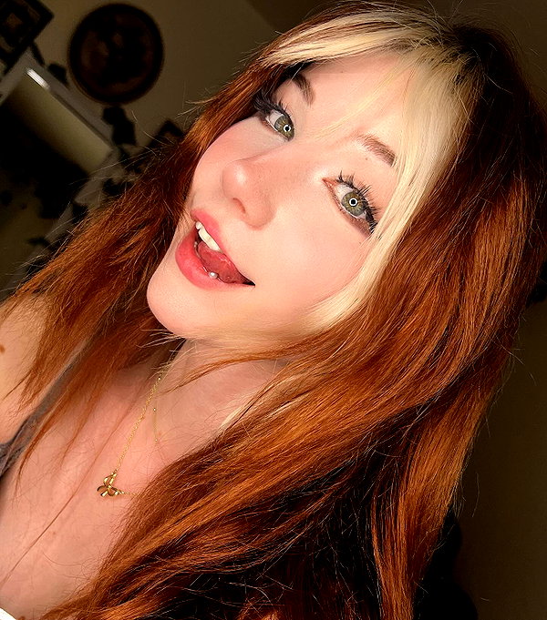danielle.mercedie instagram image archive image
