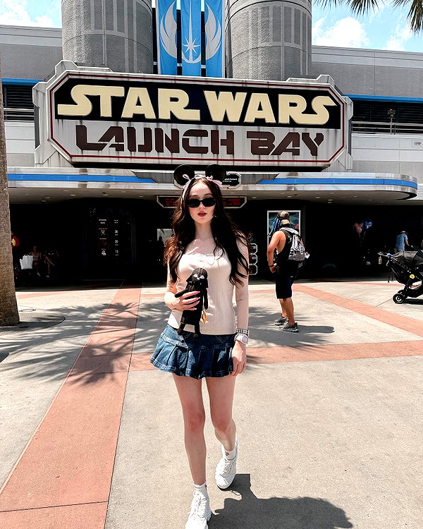 1uvgabi instagram image archive image