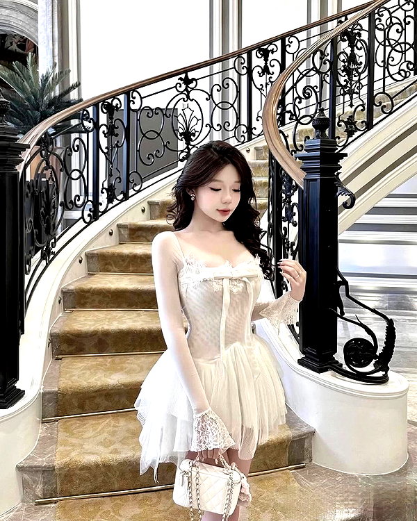 lyhythuedoxinh instagram image archive image