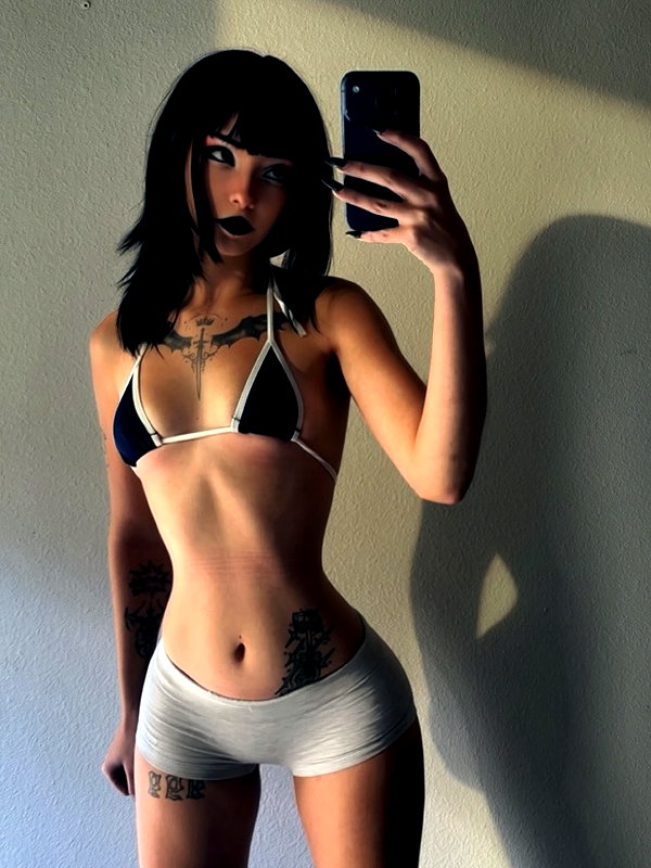 Archived image from @deadangelfiles on Instagram