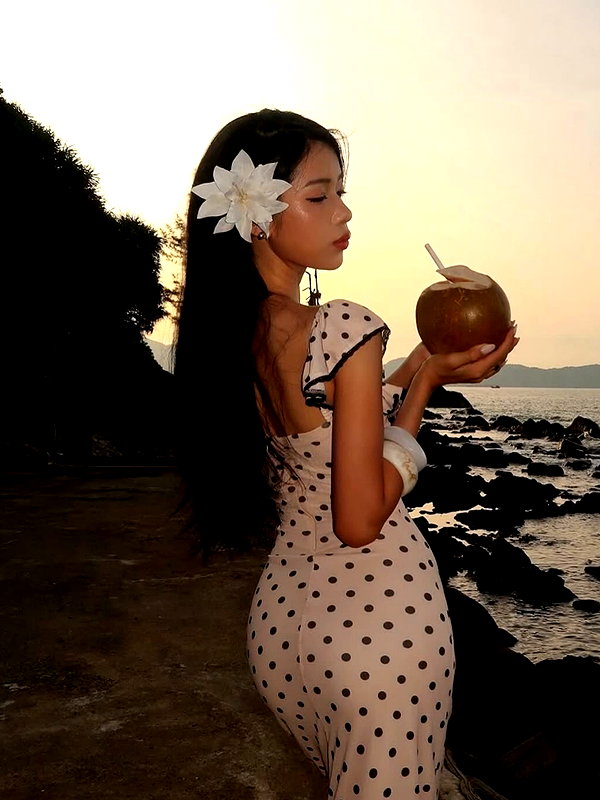 lyhythuedoxinh instagram image archive image