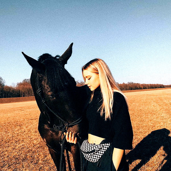 lilih instagram image archive image