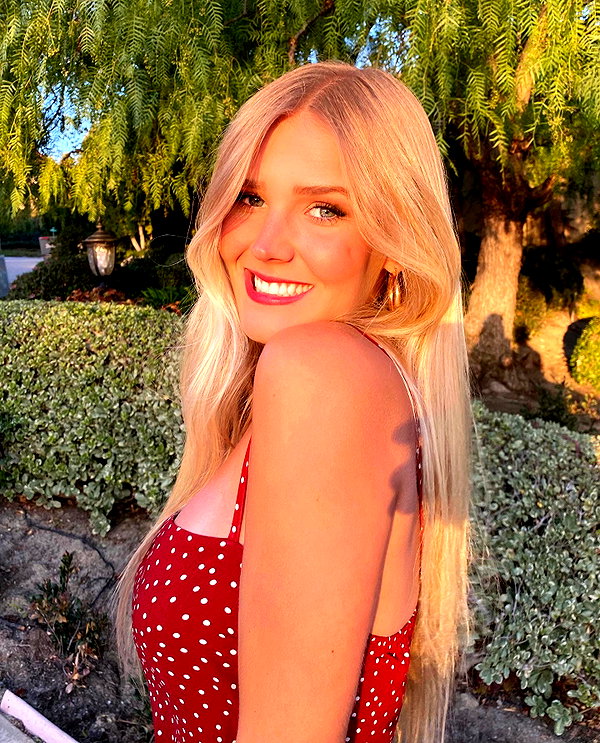 allie_dunn instagram image archive image