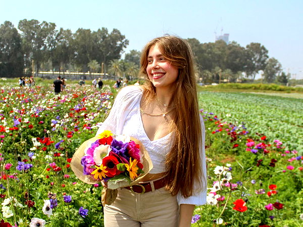 mishel_d_ instagram image archive image