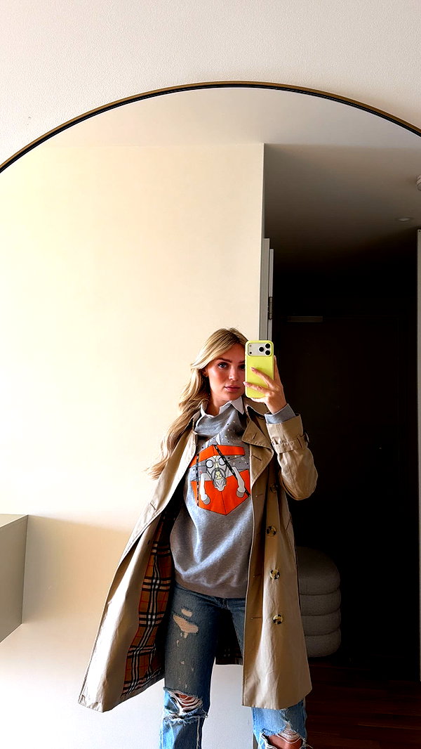 alexis.blond instagram image archive image