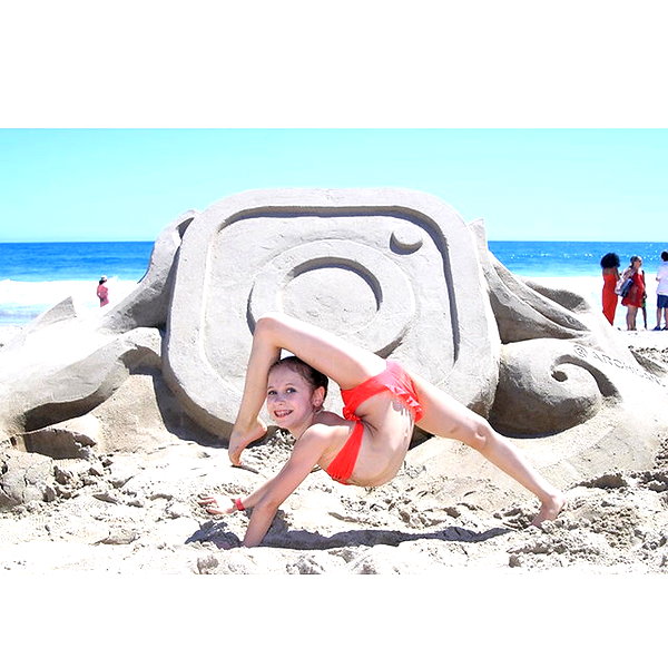 ellianawalmsley instagram image archive image
