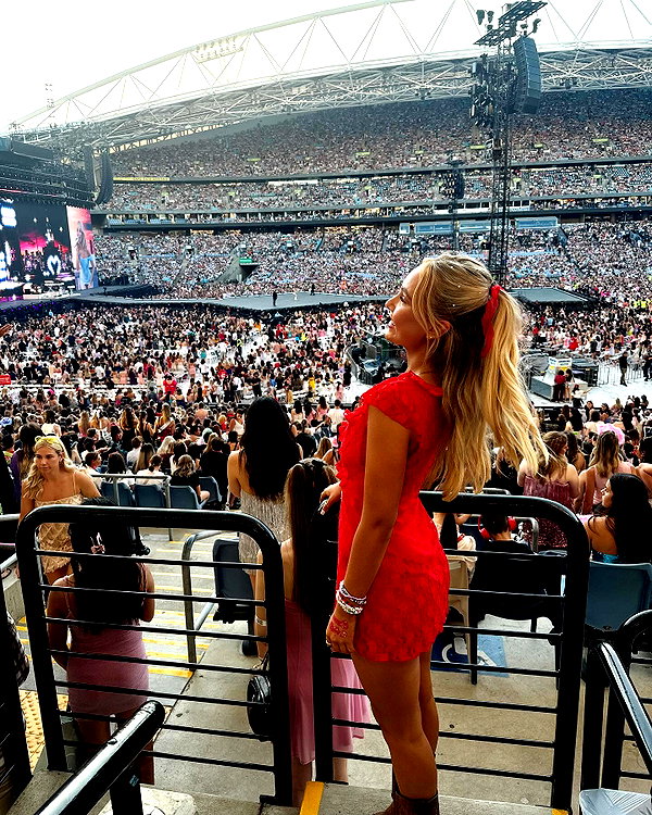 0emmamac instagram image archive image