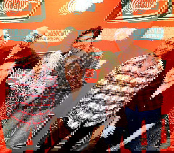 ormosheee ormosheee archive image