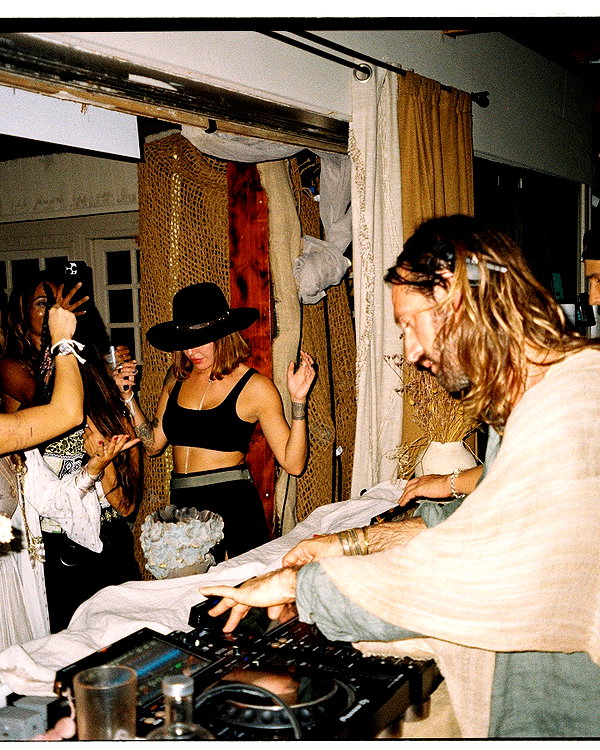 pia__kim instagram image archive image