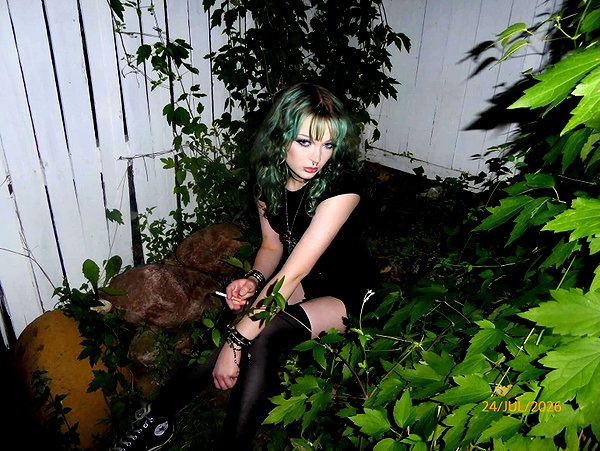 cyber.st4rz instagram image archive image