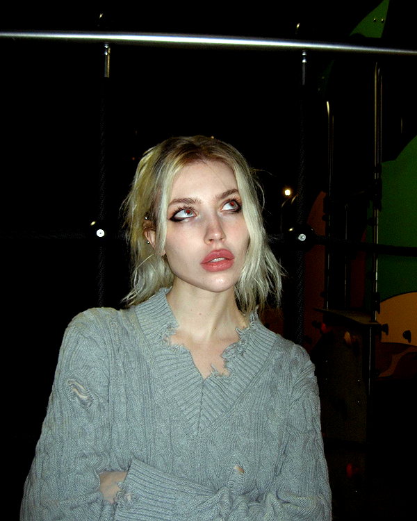 anya4everr instagram image archive image