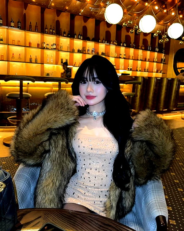 lyhythuedoxinh instagram image archive image