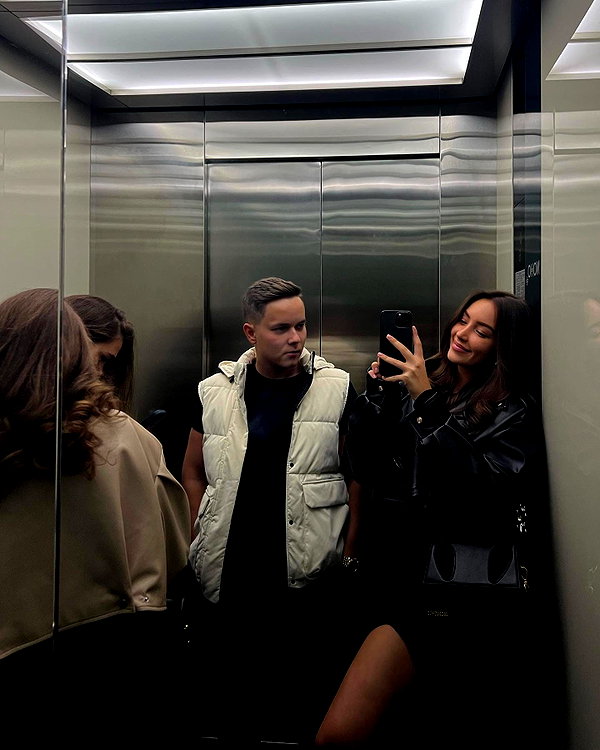 veroni22ka instagram image archive image