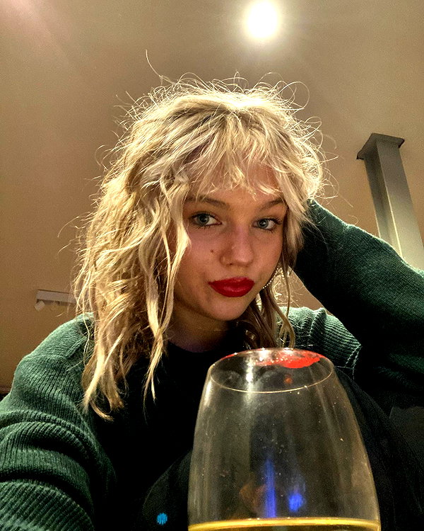 leni.bahr instagram image archive image