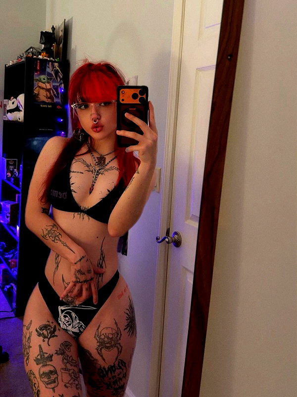 luucifina instagram image archive image