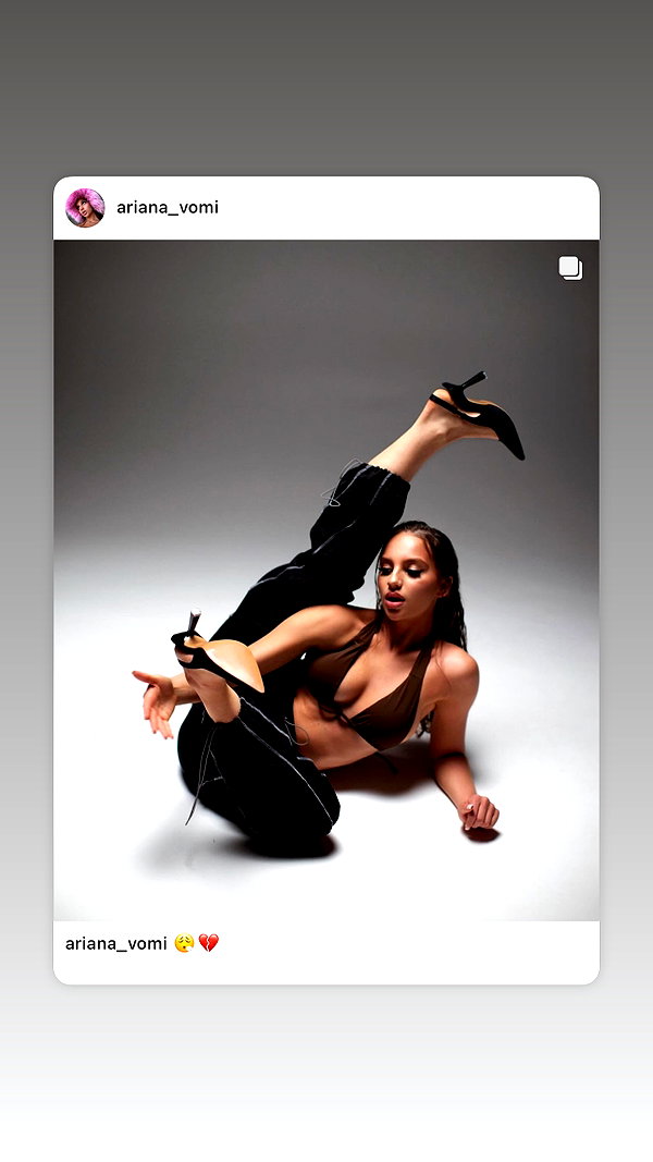 ariana_vomi instagram image archive image