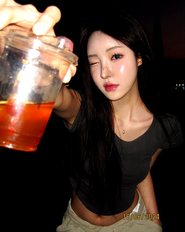 daxbin instagram image archive image