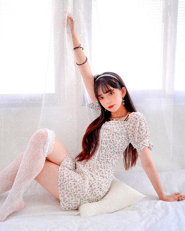 nixqq.425_ instagram image archive image