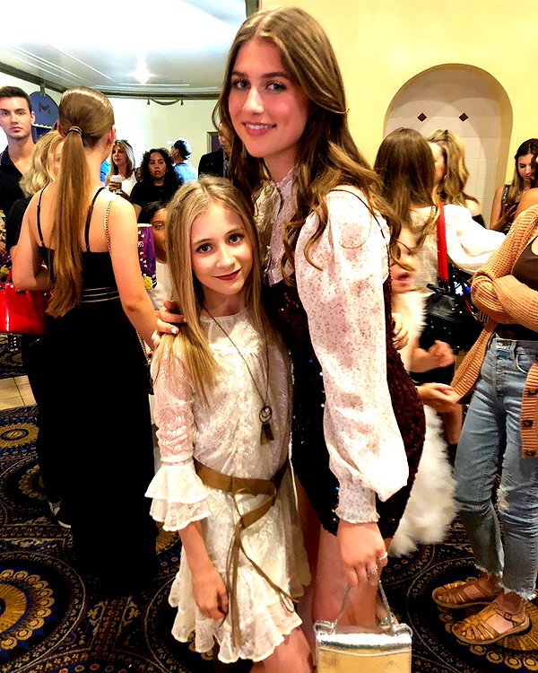 ellianawalmsley instagram image archive image