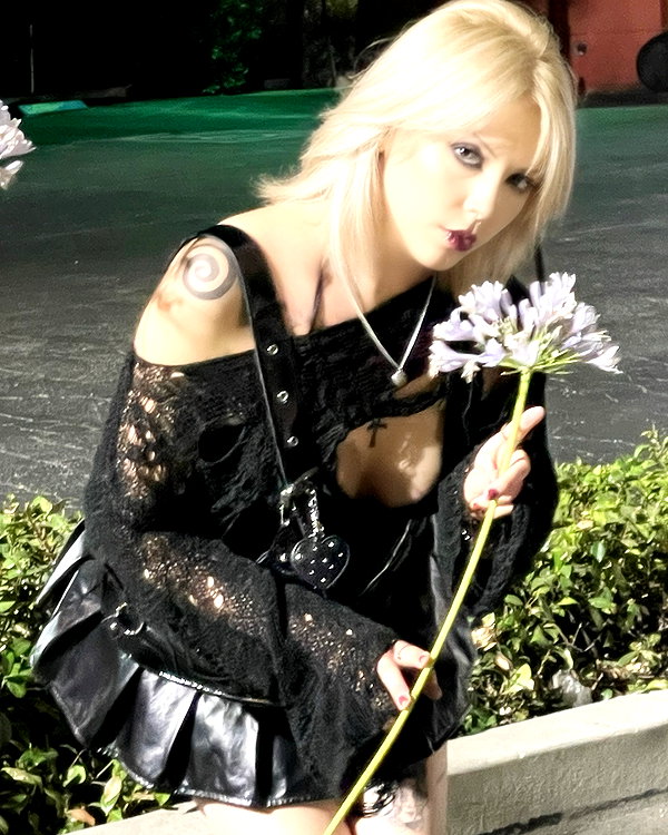 haileylayfield instagram image archive image