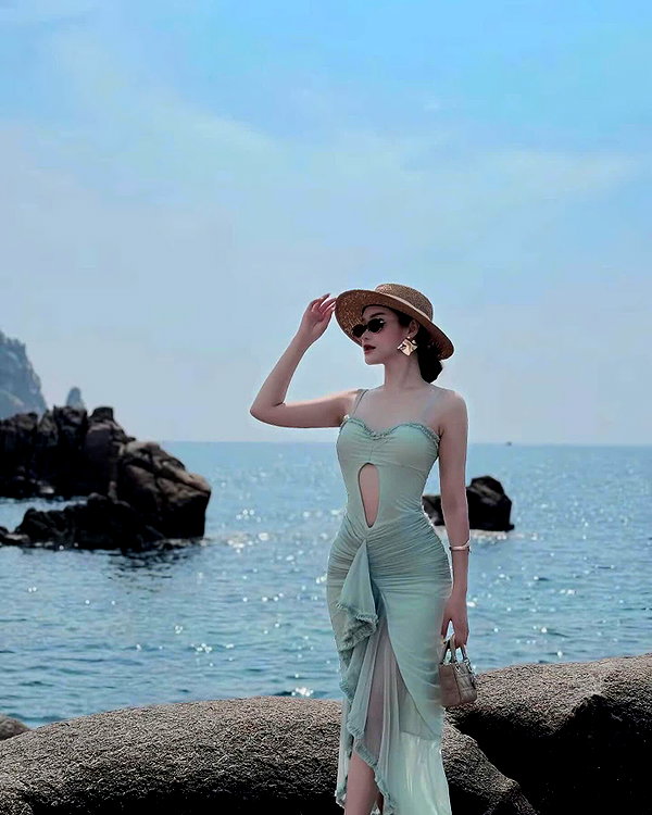lyhythuedoxinh instagram image archive image