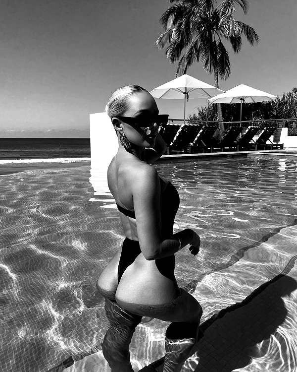 allieauton instagram image archive image
