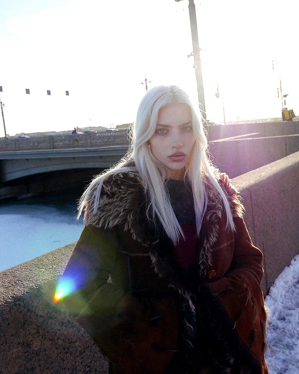 alien.hanna instagram image archive image