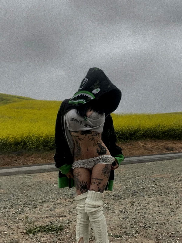 zommmbri instagram image archive image