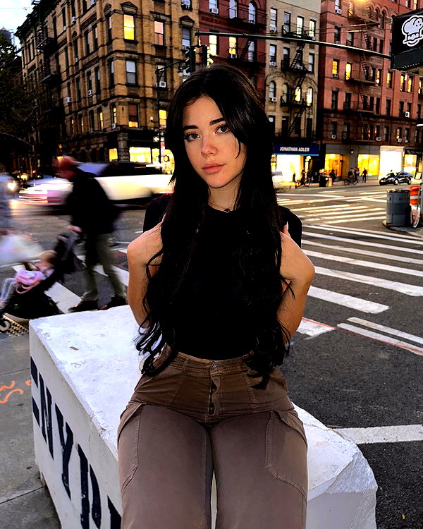 vanessa.rhd instagram image archive image