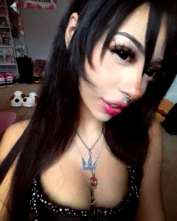 twodollie instagram image archive image