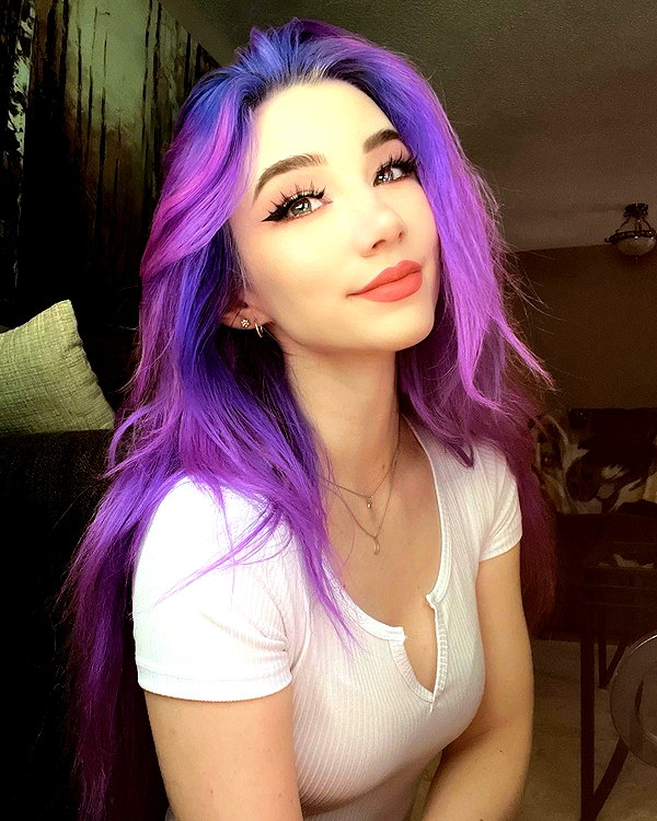 danielle.mercedie instagram image archive image