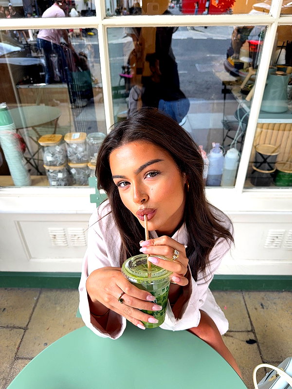 oliviaphillipps instagram image archive image