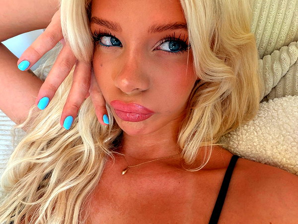 sophiecharlotth instagram image archive image