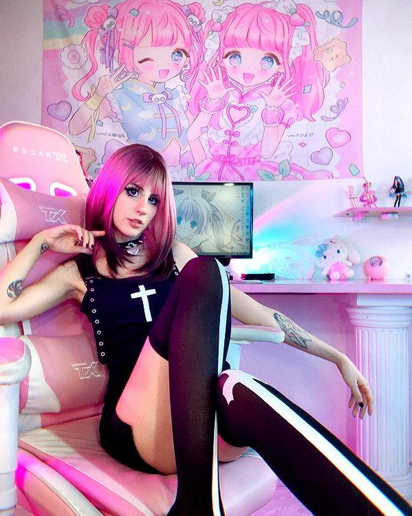 jadelaverne instagram image archive image
