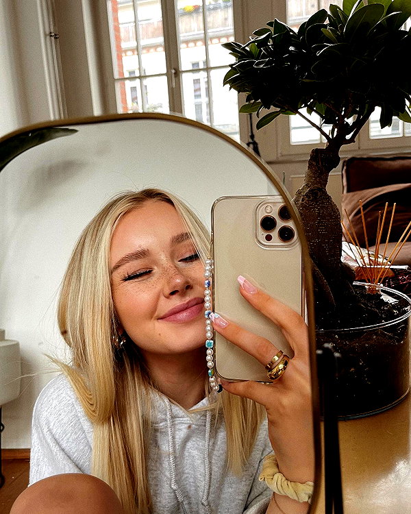 lilih instagram image archive image