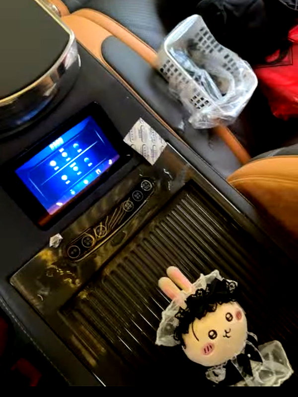 yuyuslivestreamdiary instagram image archive image