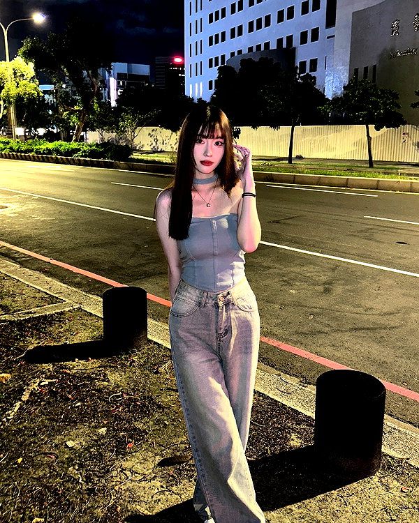 ku._03 instagram image archive image
