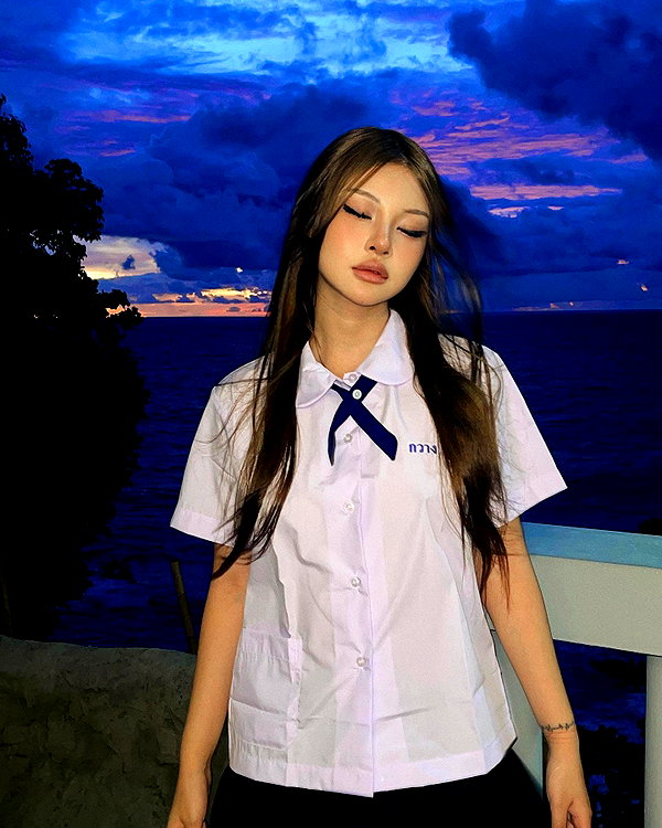 ll.lu1s instagram image archive image