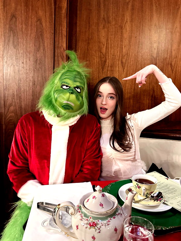 1uvgabi instagram image archive image