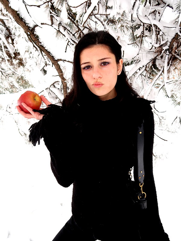 reneeebeller instagram image archive image