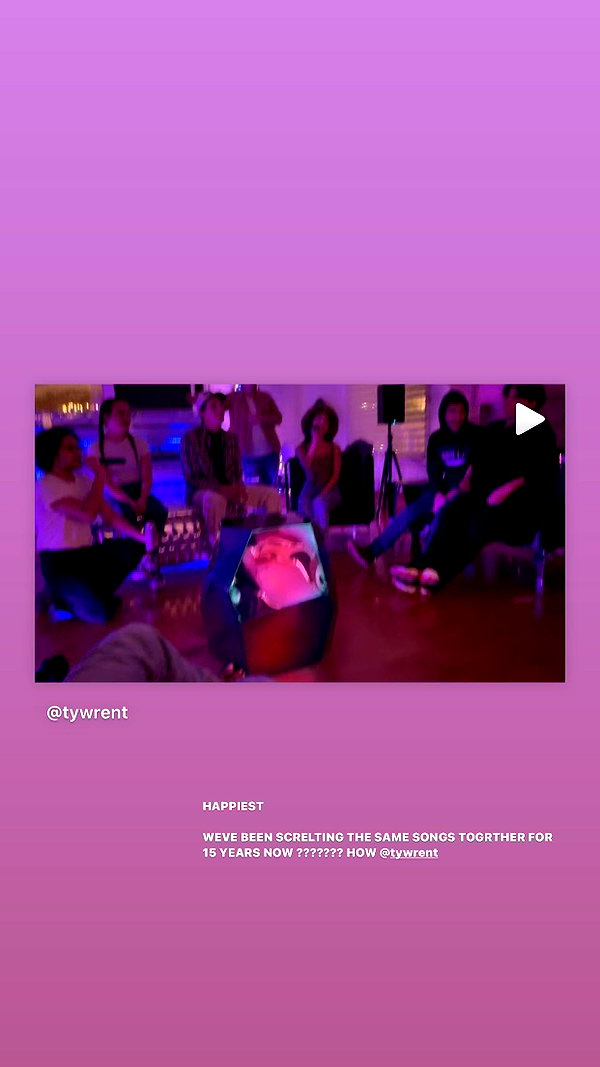 arianagrande instagram image archive image