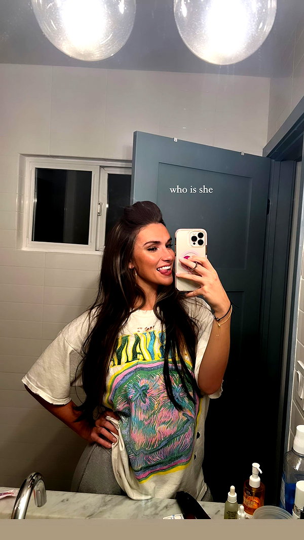 kaylasimmmons instagram image archive image