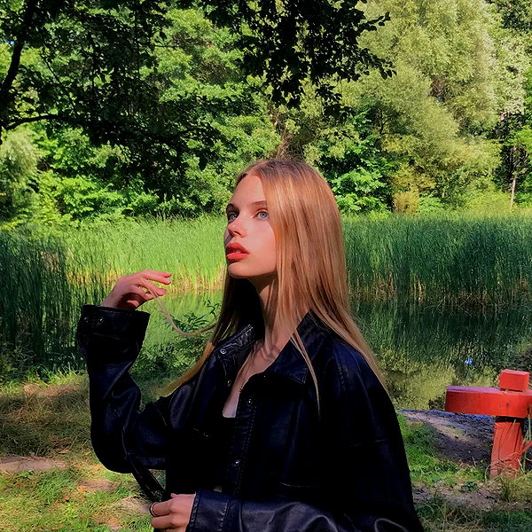 alisen.mari instagram image archive image