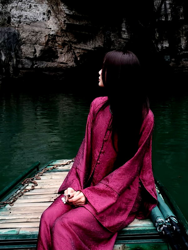 lyhythuedoxinh instagram image archive image